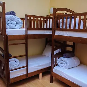  Hostel Golden Globus Ukrayna