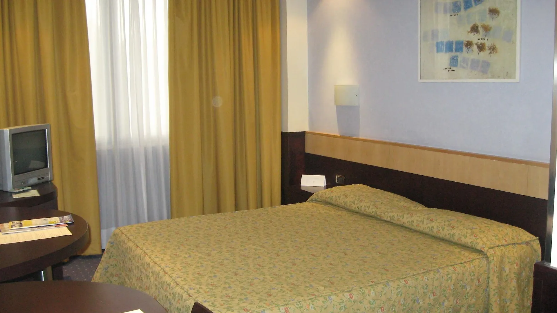 Hotel Imperatori Róma 4*,